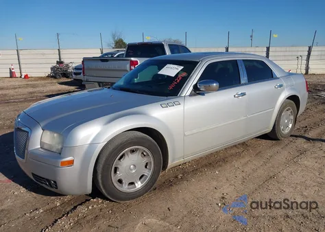 2006 Chrysler 300 Touring z USA, uszkodzony, nr VIN 2C3KA53G06H146158